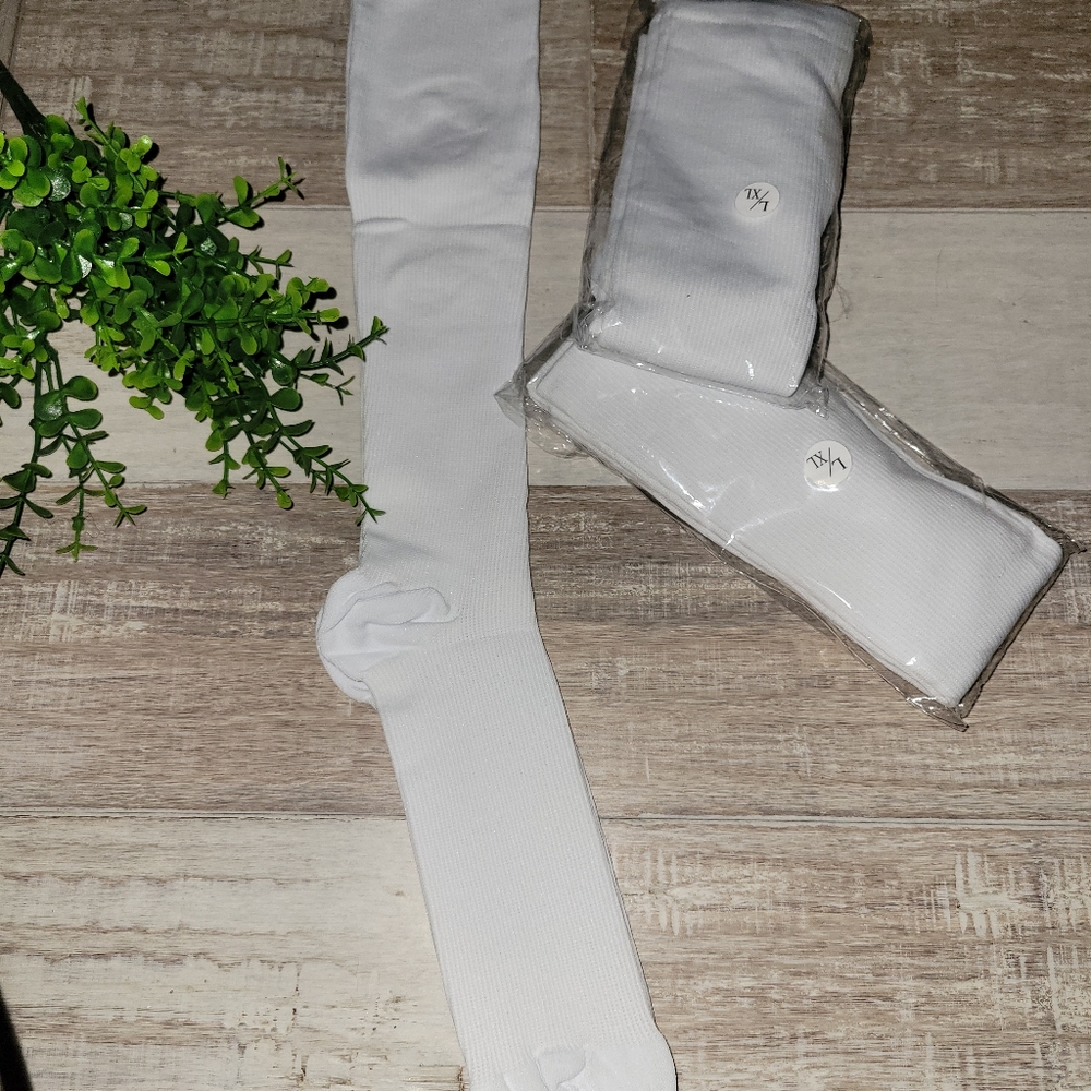 Compression Stocking - Picture 3 of 6